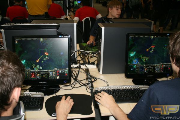Warcraft DotA сегодня тоже был, хотя завтра будет его очень много